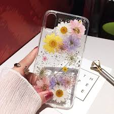 A Touch of Nature: Floral iPhone Cases to Bring the Outdoors In